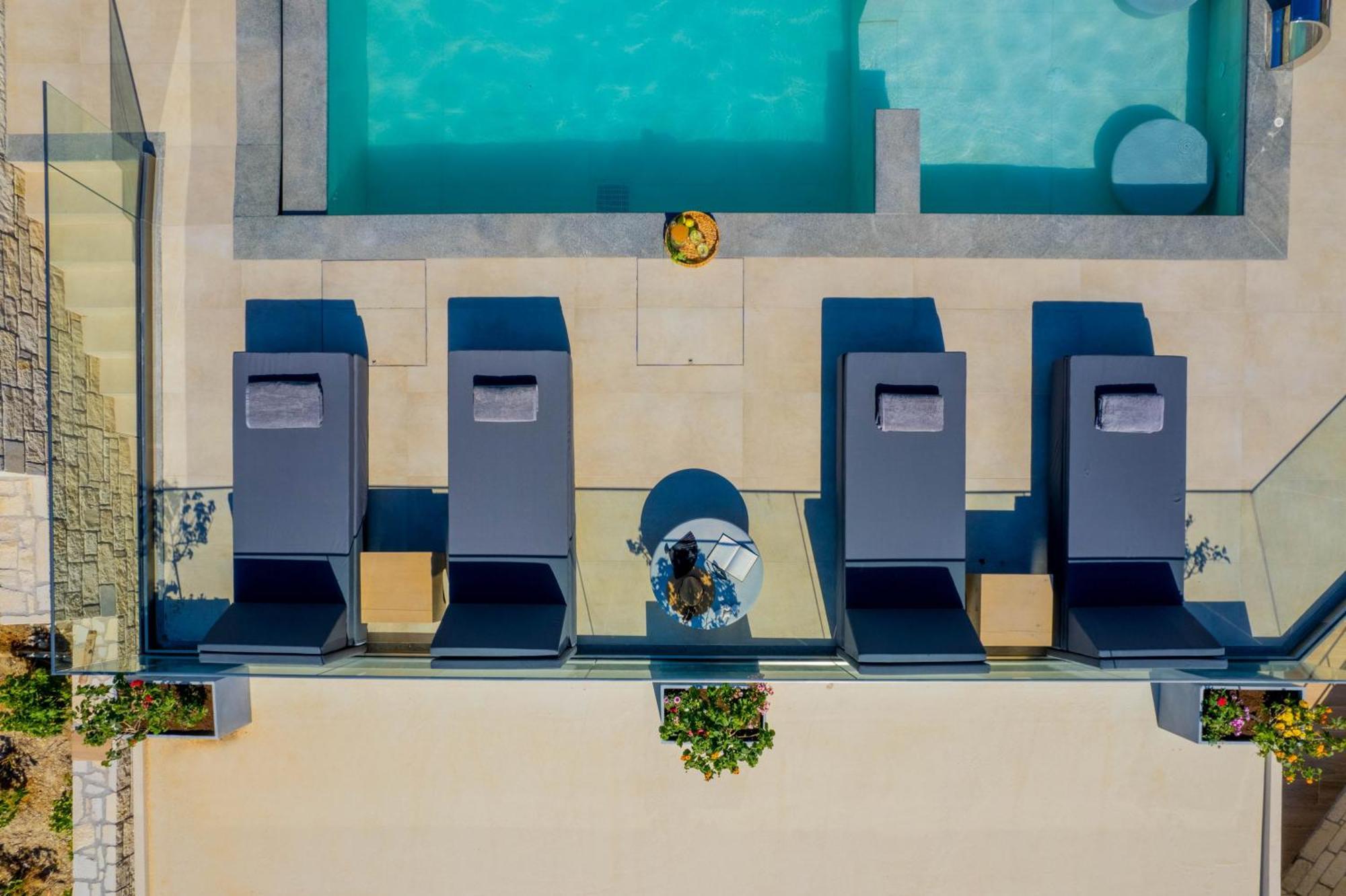 Appartement Indigo With Private Pool-gym-sauna-bbq By Hospi Héraklion